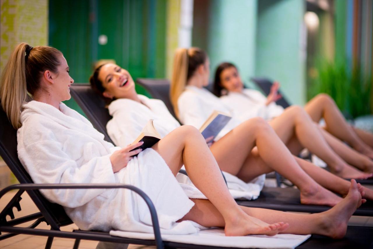 Hotel Pagony Wellness Nyíregyháza Zewnętrze zdjęcie