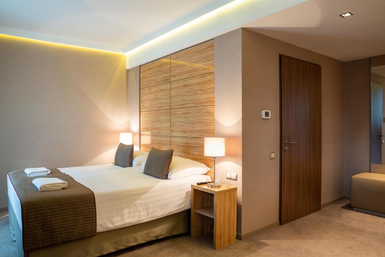 Hotel Pagony Wellness Nyíregyháza Zewnętrze zdjęcie