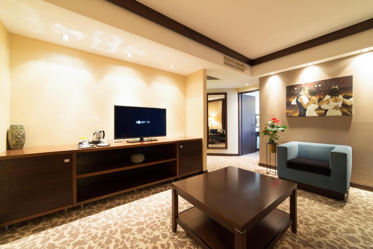 Hotel Pagony Wellness Nyíregyháza Zewnętrze zdjęcie